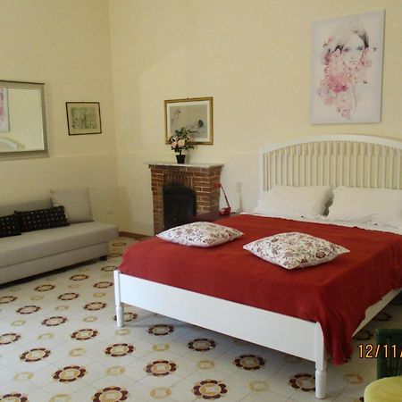 Resort Giardino Degli Aranci - Casa Lisca Baronissi Eksteriør billede